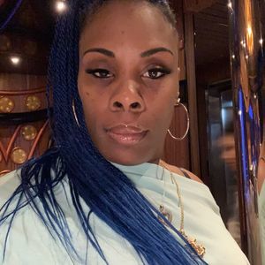 Meet your Posher, Aisha